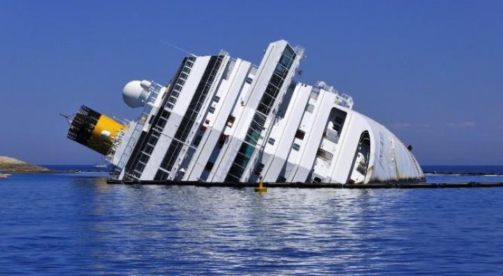 Sinking-Ship-1